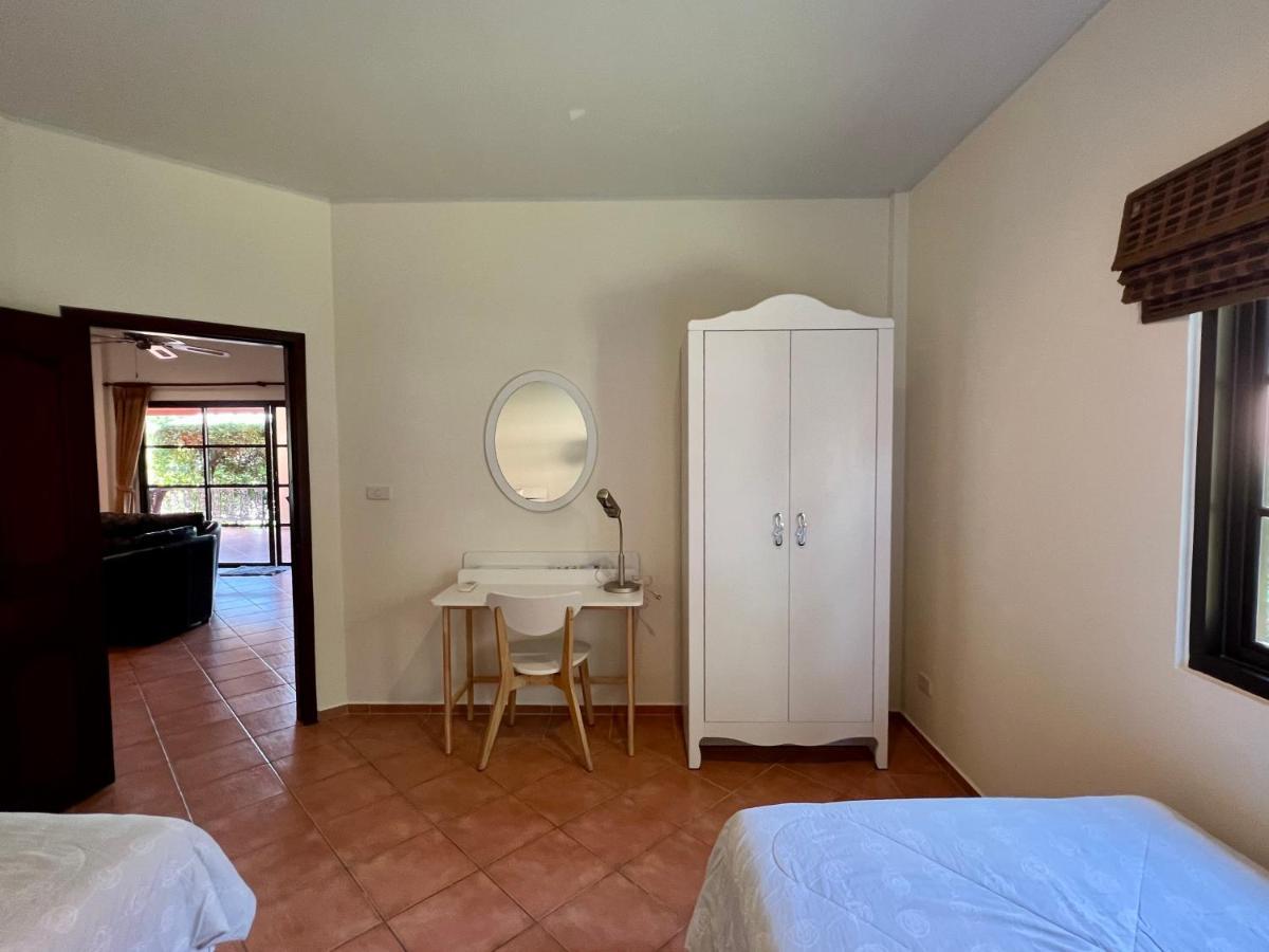 Sea Breeze House Villa Mae Phim Exterior photo